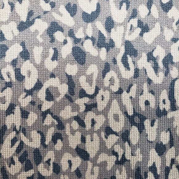 Spanx Look At Me Now Seamless Cropped Leggings Womens XS Animal Print Brown - Picture 6 of 7